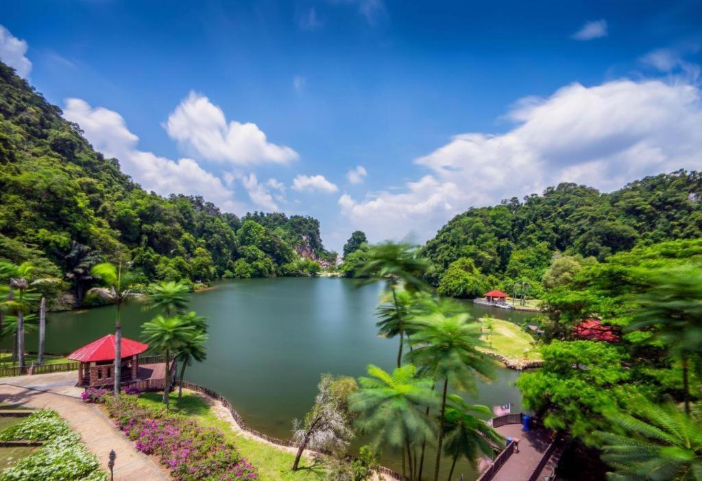 Mornington Hotel Medan Ipoh Esterno foto
